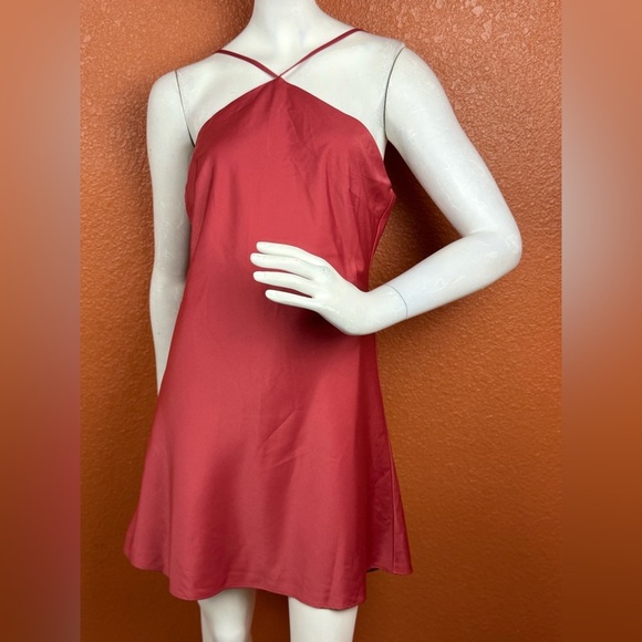 Lulu's Strappy Red Backless Dress Size Medium. E18 - Picture 6 of 13
